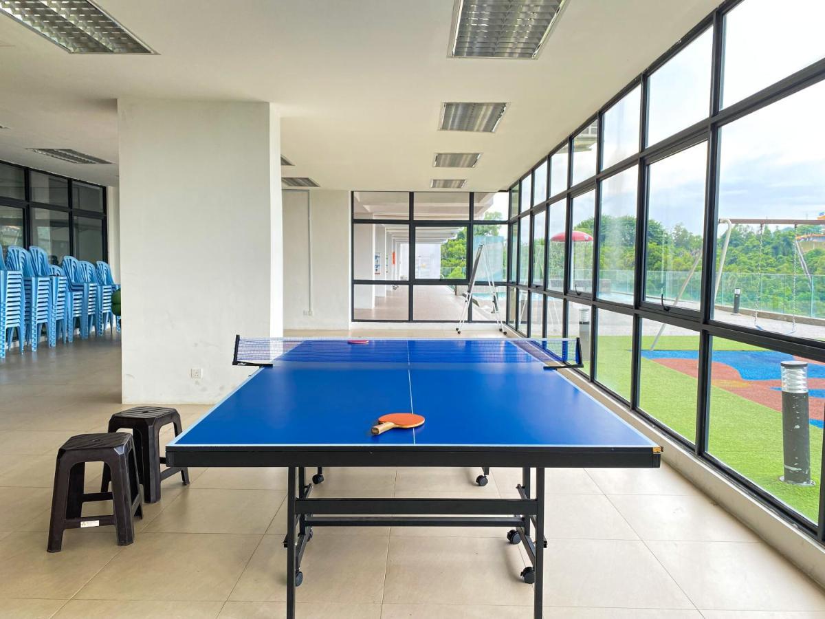 Tamu Place 3-Bedroom Serviced Apartment With Pool Kuala Terengganu Exterior foto